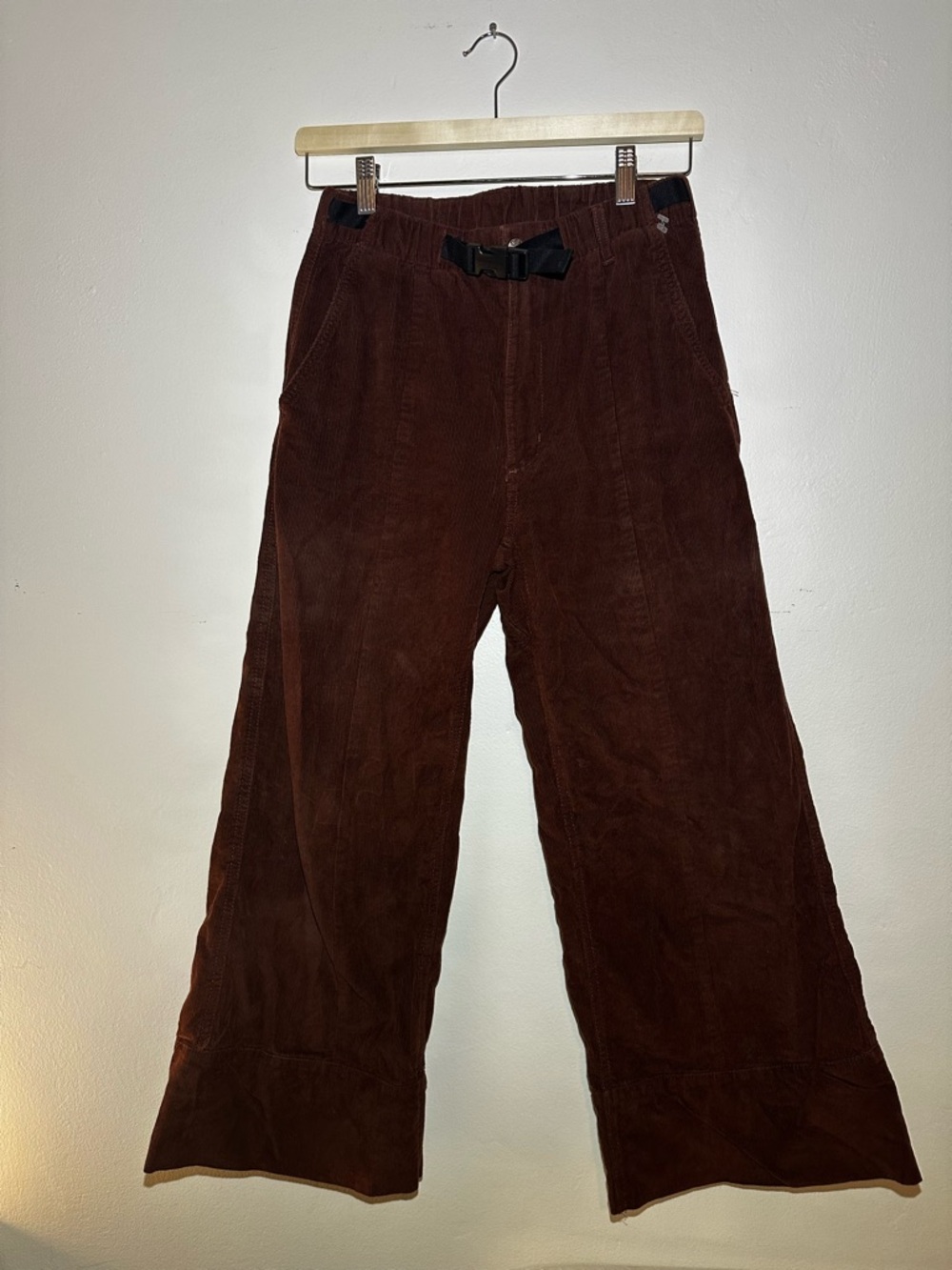 The North Face Women's Wide-Leg Corduroy Pants in Dark Brown